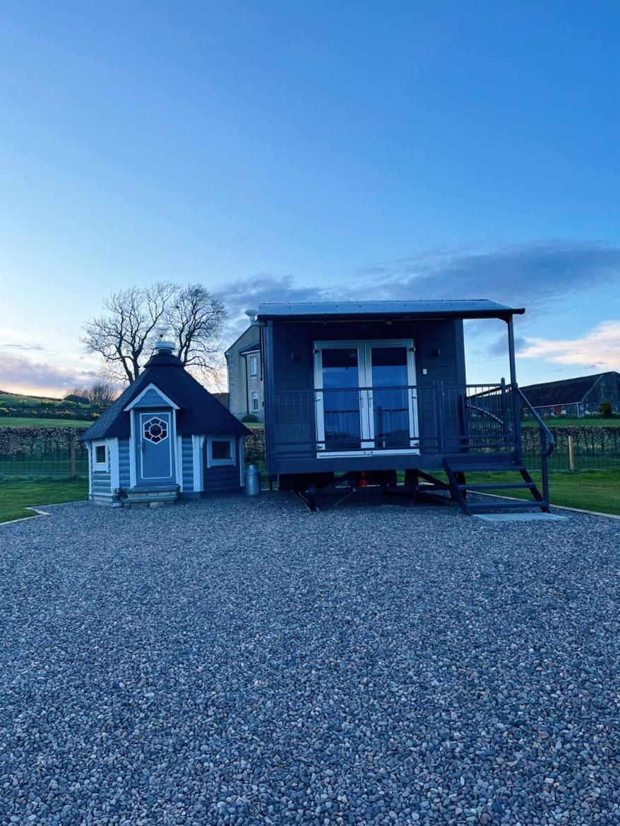 Capledrae Shepherds Huts Cardenden